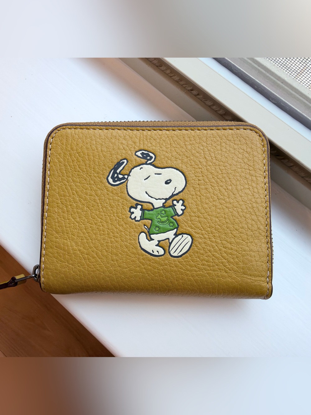 Coach x Peanuts Snoopy Flax Zip Wallet CE869
